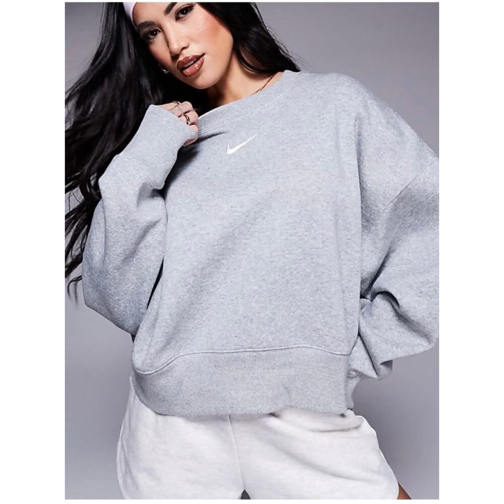 Nike Cropped Sweatshirt Gray Boxy Crewneck Women’s Medium
